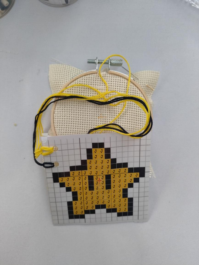 Etoile mario kit point de croix complet