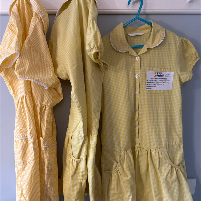 Dress - Age 9/10 - M&amp;S (Button) (very good condition)