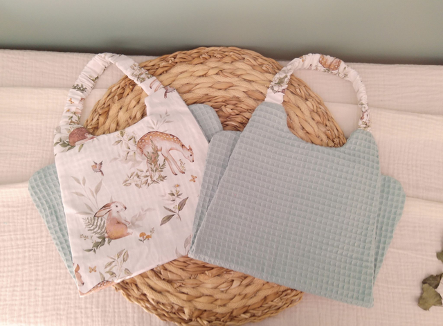 Bavoir cantine maternelle Vert d&#039;eau