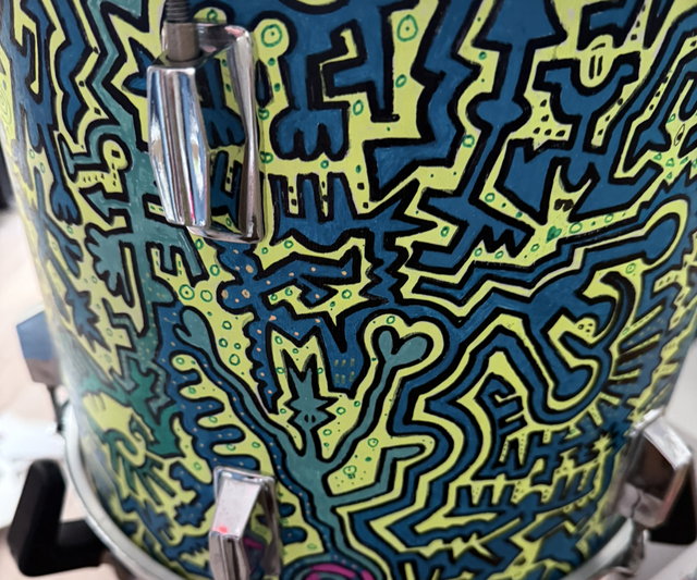 Bemalte Drum, Acrylfarben