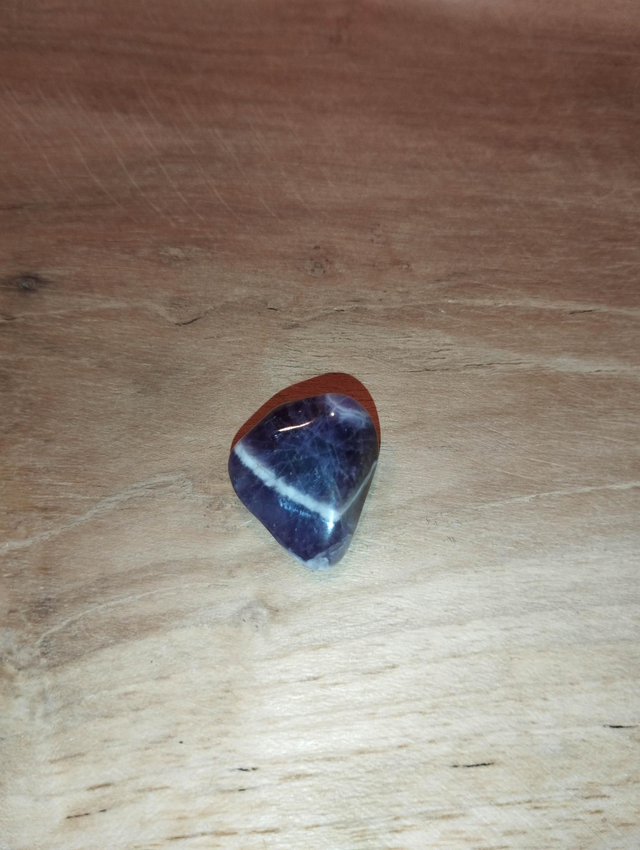 Améthyste à chevrons 