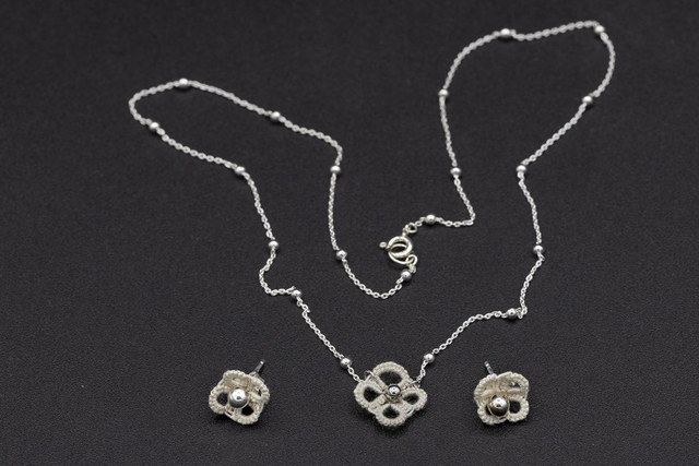 Parure Hellébore blanche    