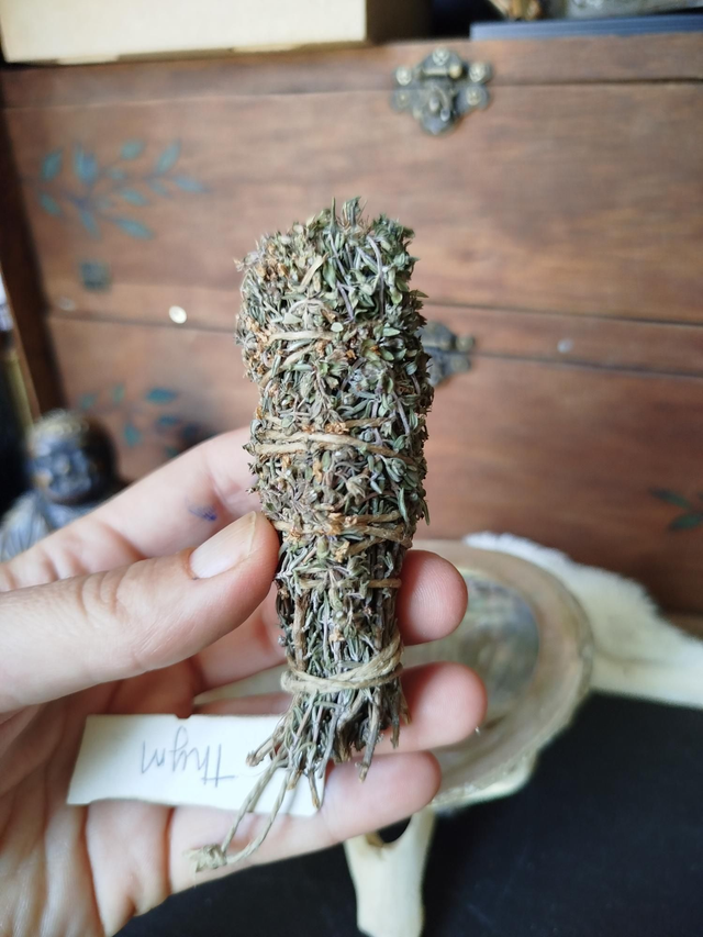 Smudge Thym