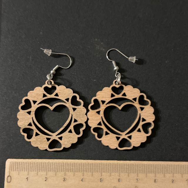 Boucle cœur en chêne 