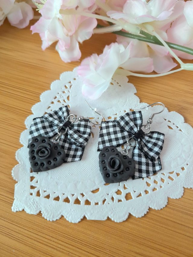 Pitsisydänkorvakorut