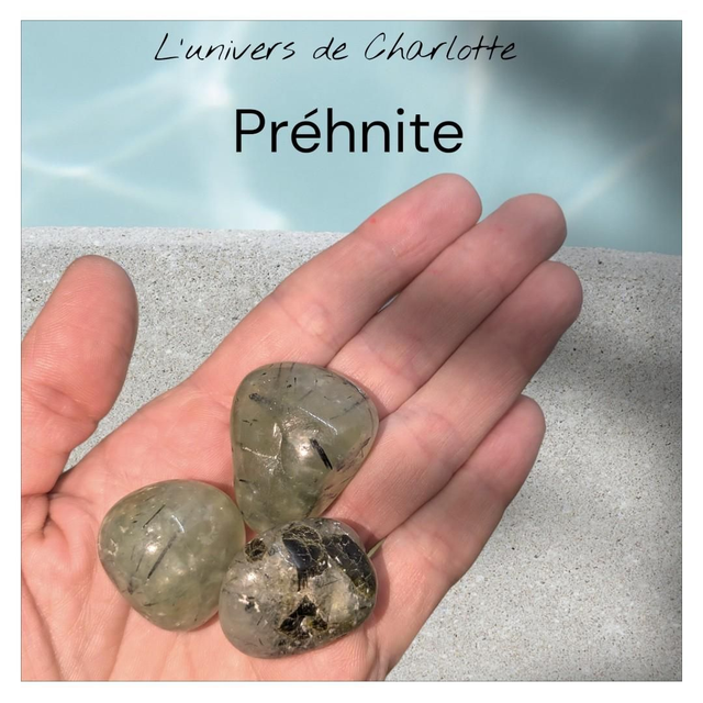 Pierre roulée "Préhnite"
