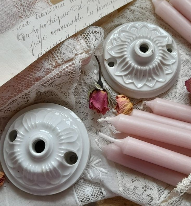 Rosaces en porcelaine