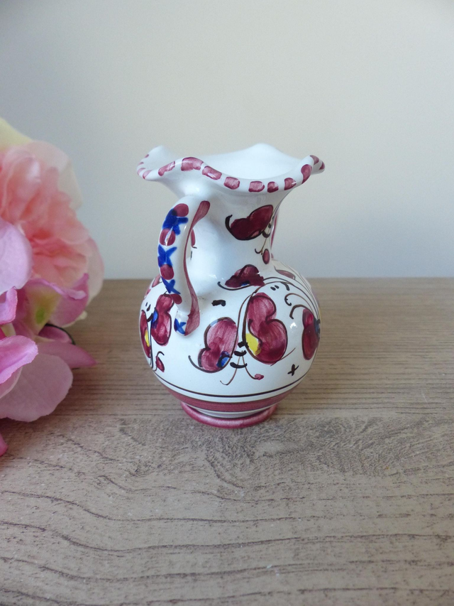 Vase miniature Deruta décor coq et fleurs rouges, petit vase coq en céramique peint main poterie d'art Italie, décoration maison de campagne