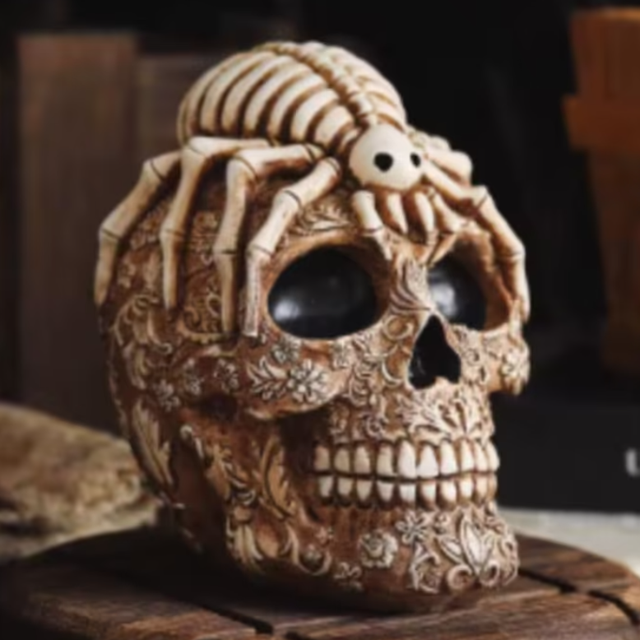 Prachtig schedel beeld met spin (16cm) Nieuw.