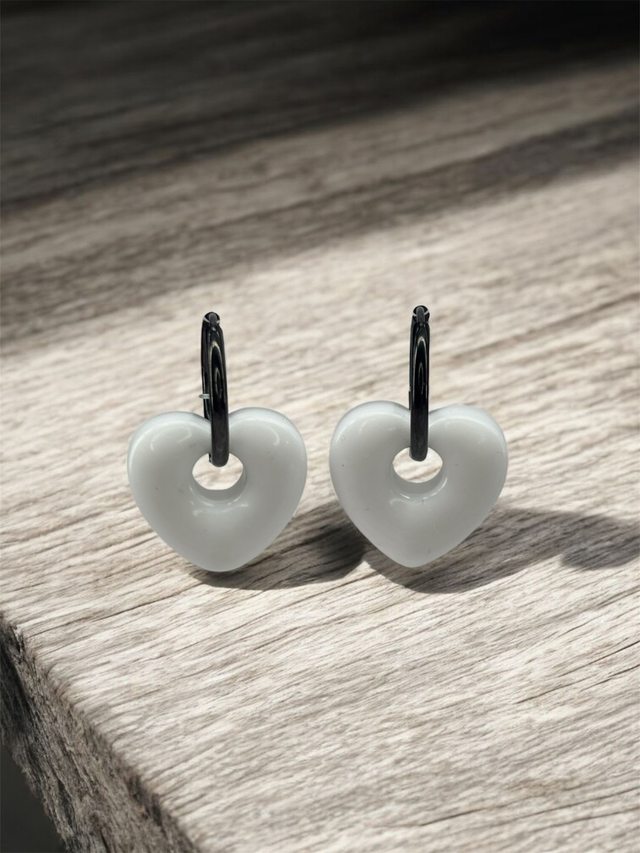 Boucles d'oreilles cœur résine époxy