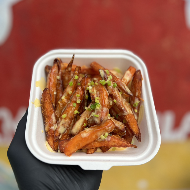 CHESSY SWEET 🍠🧀