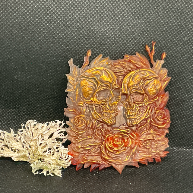 AS4 MAGNET duo skull résine epoxy 7cmX6cm