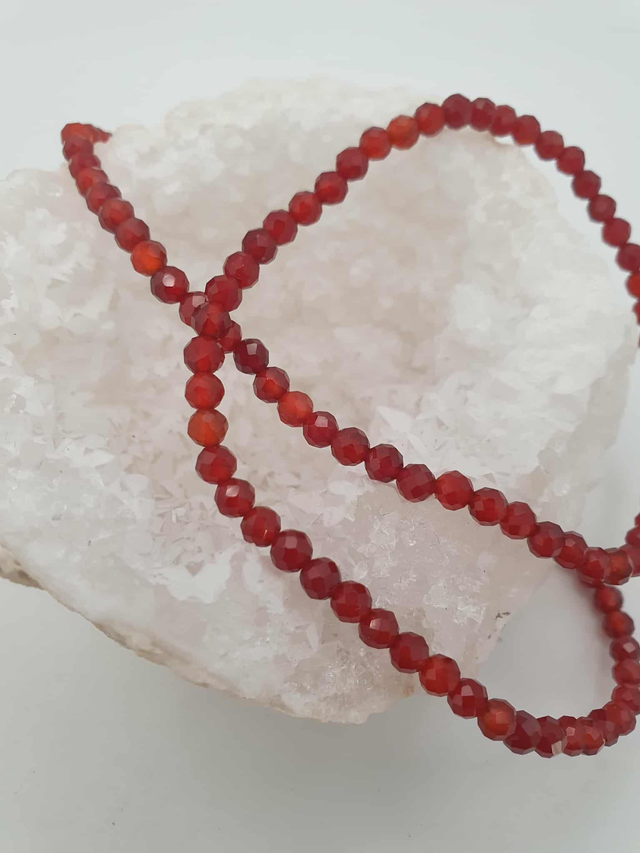 Colier facetté Cornaline 4mm