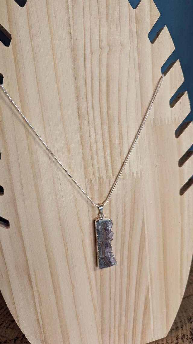 Pendentif tranche d&#039;Améthyste 
