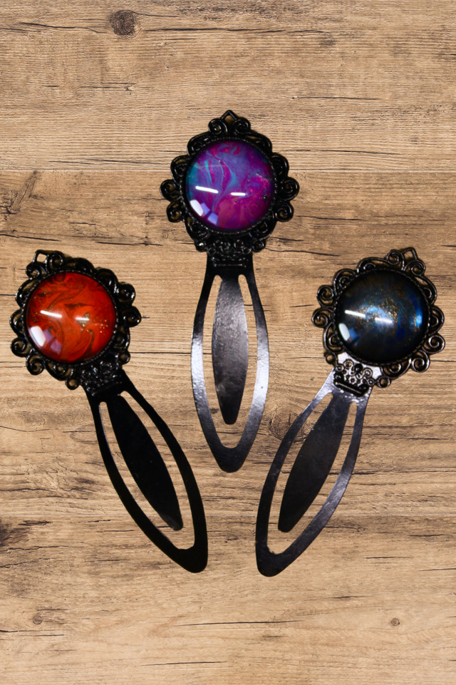 Marque page MON BEAU MIROIR noir mystique (marbré)