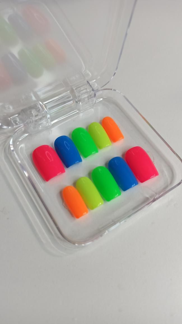 Camaïeu de fluo - Carré S