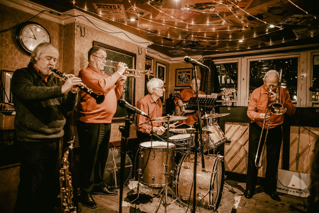 The Severn Jazzmen- The Old Duke