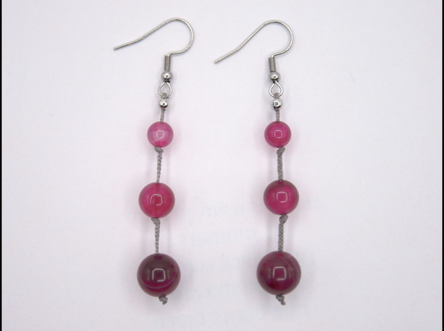 Boucles d'oreilles 3 agates roses sur soie tressée