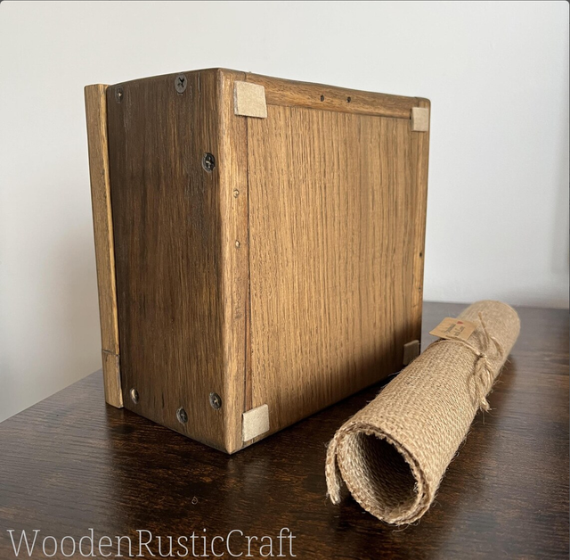 Rustic Red Oak Keepsake Chest with Jute Placemat