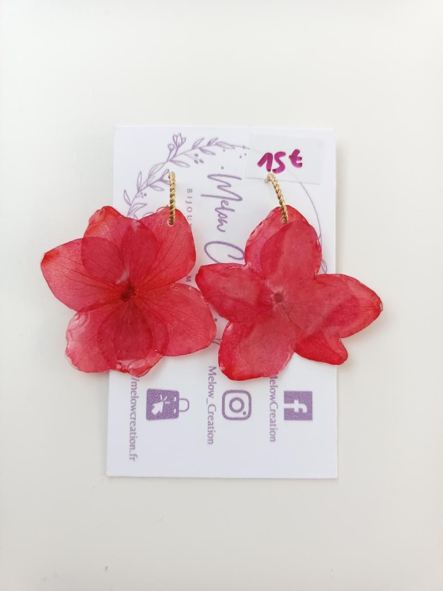 Modèle unique - Fleurs séchées rouges