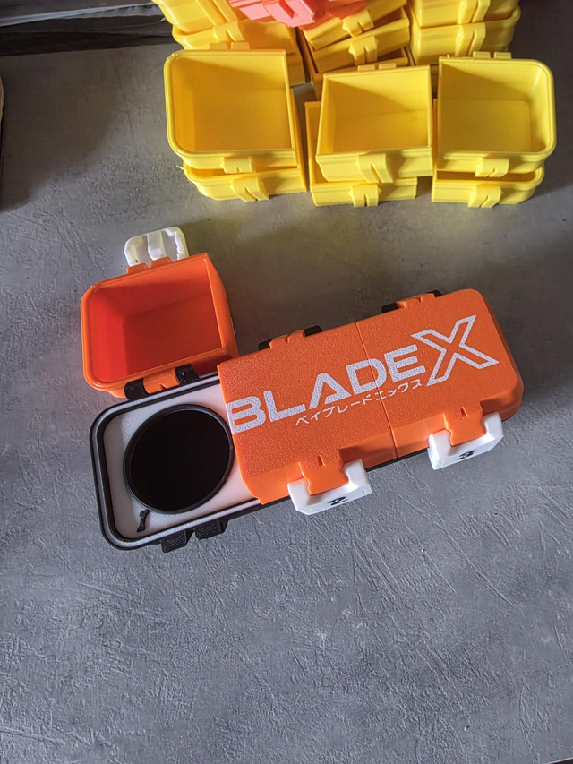 Portadeck Beyblade X 3on3 Custodia Rigida in PETG - Stampa 3D Alta Resistenza