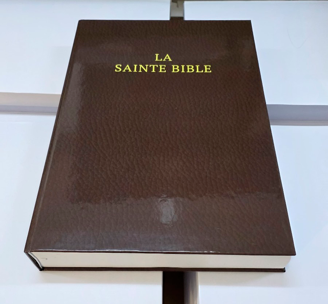 La Bible géante