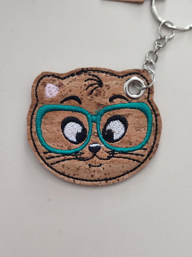 Au choix porte clés chat à lunettes 