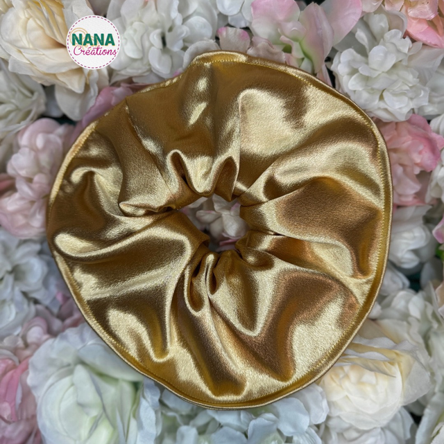 Pack Lumière Trio : Bonnet Satin + Chouchou + Chouchou Fleur