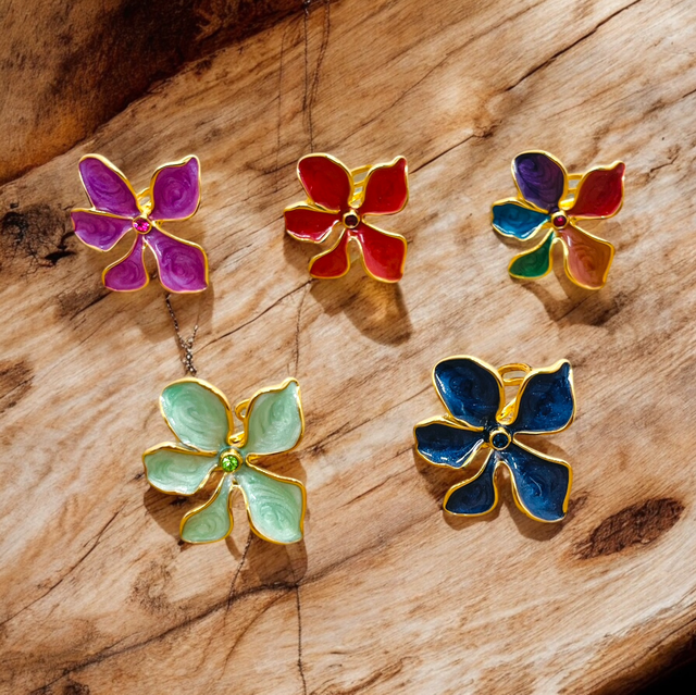 Bague fleur émaillée pailleté