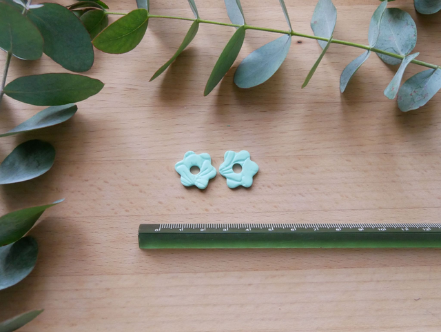 Medium Bloom Bleu (turquoise clair)