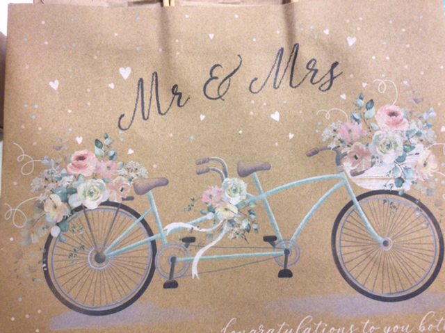 Gift Bag Mr and Mrs Medium 