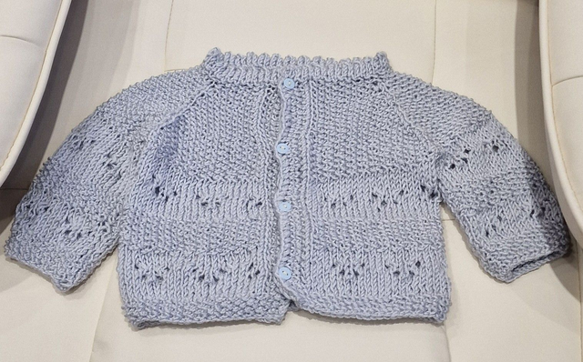 Süsse Baby-Strickweste – 100% Hypoallergen 1-3 Monate