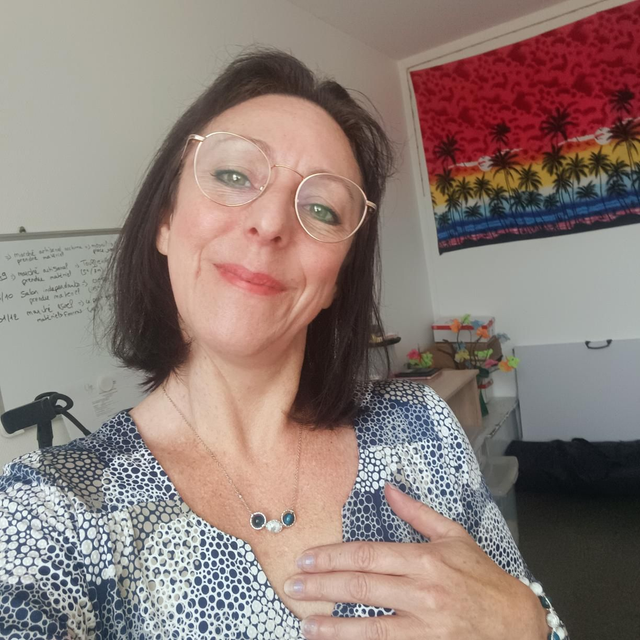 Collier Oeil de tigre bleu &amp; Howlite 