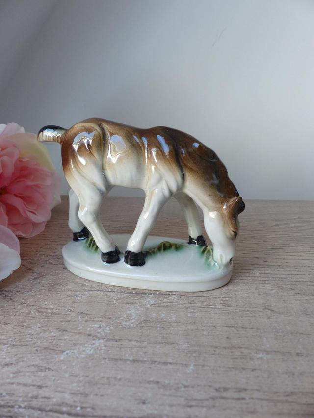 Figurine âne, cheval ou poney broutant en céramique Vintage fabriqué au Japon, décoration centre équestre maison à la campagne ferme ranch
