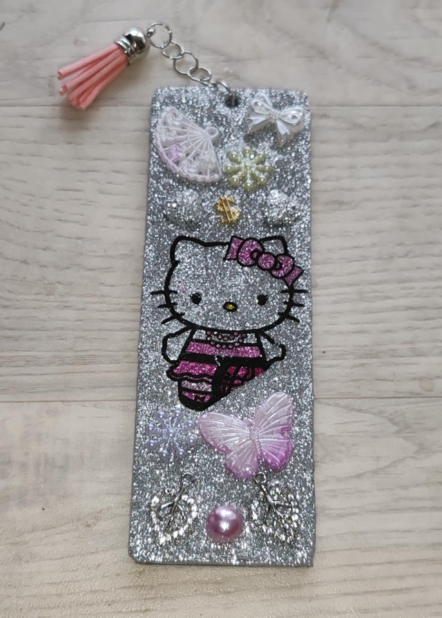 Hello Kitty Junk Bookmark