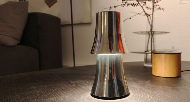 Halesia Tischleuchte