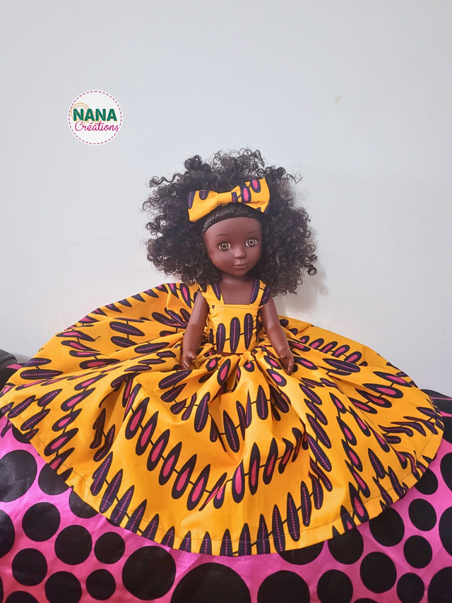 Poupée Habillé Jupe et Haut en tissu Wax Fait main | Cadeau enfant - Cadeau Gift