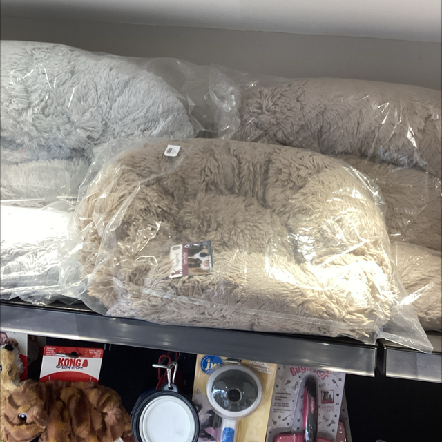 Small hugglepets bed