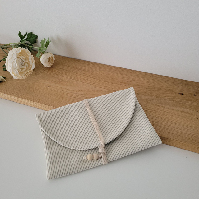 Pochette à livre Elie velours écru