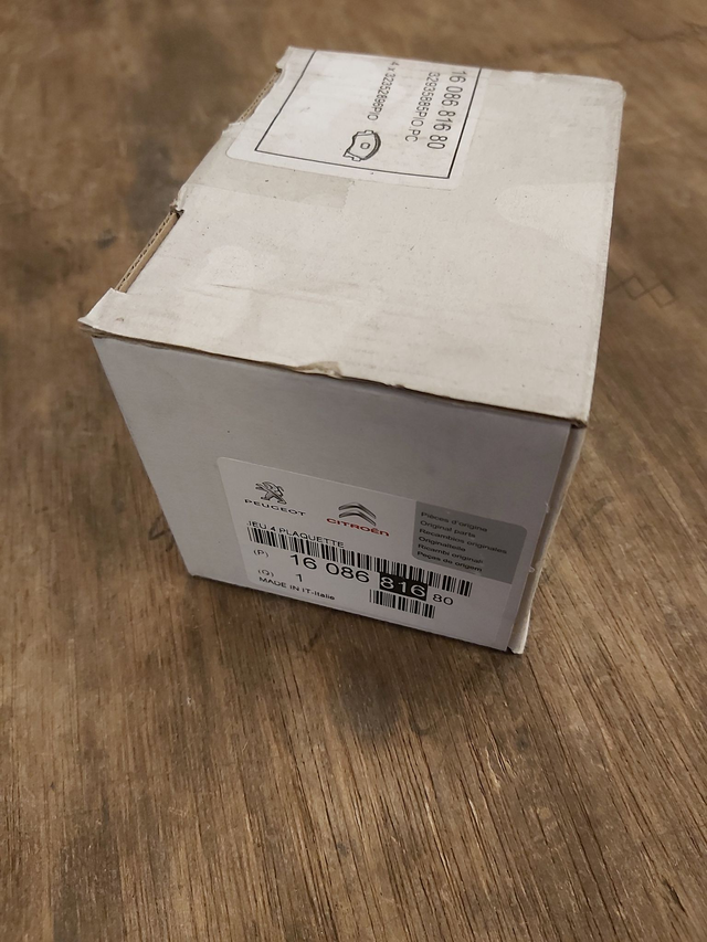 1608681680 - Jeu de 4 plaquettes de frein