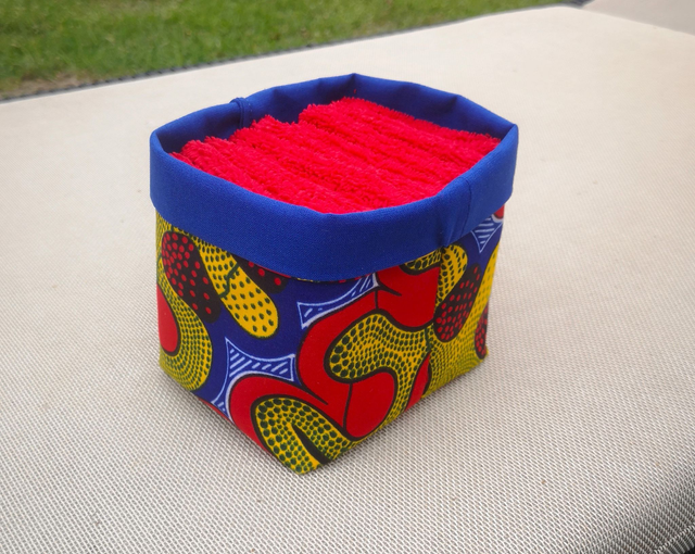 Panière Wax Cathy et 10  lingettes rouges