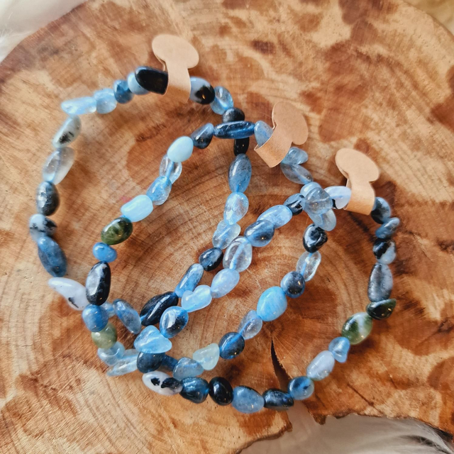 Devil's Aquamarine Pebble Shaped Bracelet 