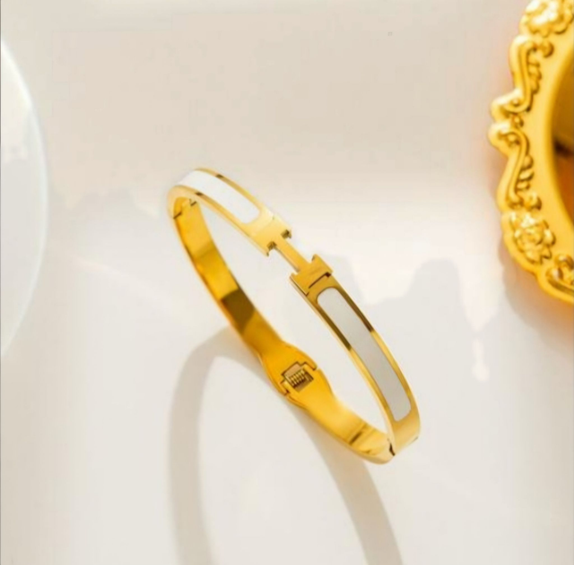 Bracelets H 