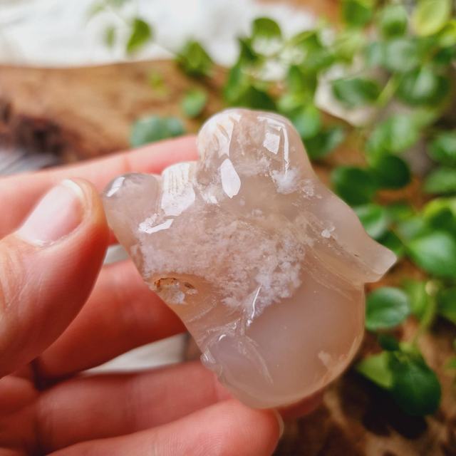 Flower Agate Rabbit Carving 