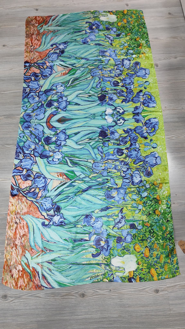 Stola Iris di Vincent Van Gogh in seta