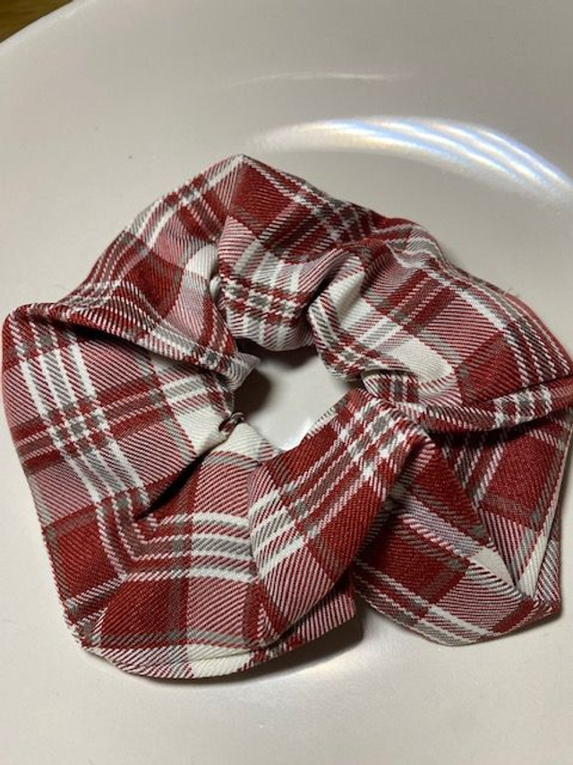 Chouchou à carreaux bordeaux vintage