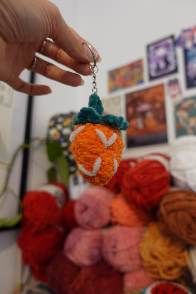 Cuties fruities | Charm de sac carotte en crochet 🥕