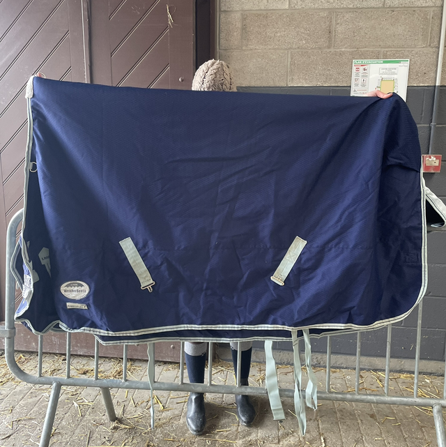 Couverture imperméable 300g Weatherbeeta 6’9