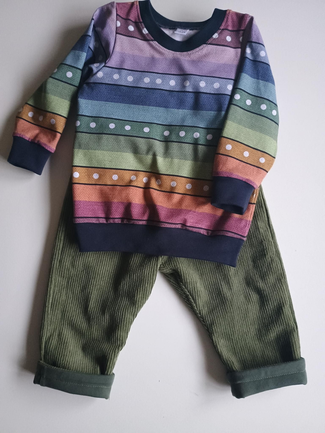 Top + corduroy trousers - 12 mth (80 cm). Dotty stripes
