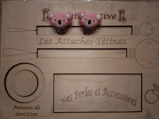 attache tétine personnalisée